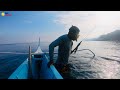 SUPERHUMAN DIVER FROM THE MANGYAN TRIBE, SPEARFISHING PHILIPPINES CATCH & COOK !!!