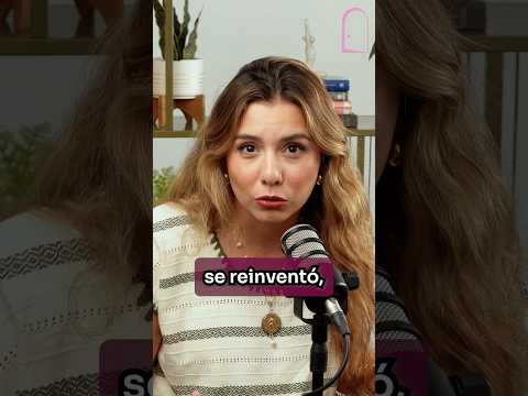 Escúchalo completo en Más Allá del Rosa en YouTube