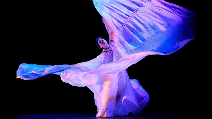 Jody Sperling a la Loie Fuller at the World Choreo...
