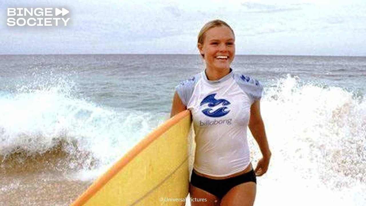 Blue Crush (2002): Pipe Masters Begin Scene