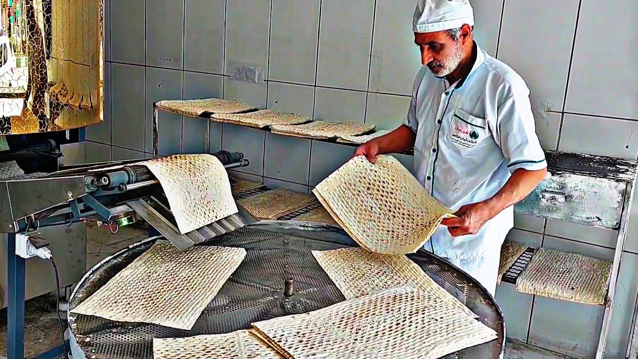 Baking Lavash Yofka Bread in an Iranian Bakery: Lavash Yofka Bread Video