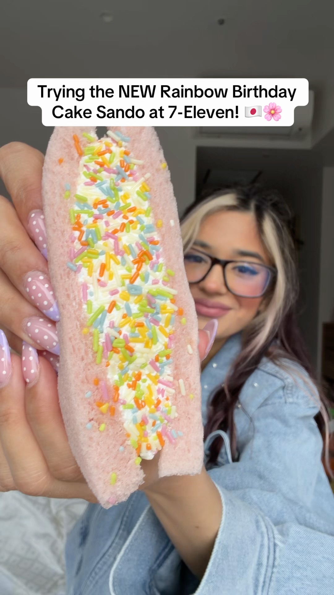😱 WEIRDEST 7-ELEVEN SANDWICH? - YouTube