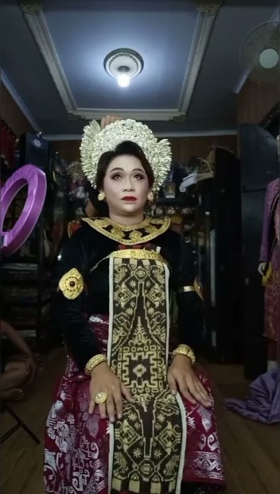 #gekrempong #pemasanganbungapengantinbali  gek rempong jd ibu kartini
