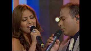 Nicole Pillman y Jhonny cantan Vivo por Ella - Vidas Extremas