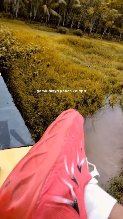 SUPERMAN IS DEAD - JADILAH LEGENDA ( Video Story )