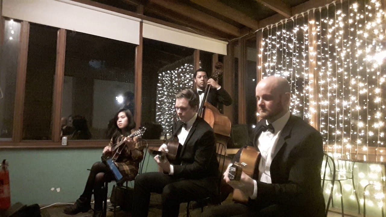 GYPSY JAZZ UK - Swing Train 42 Quartet - J'Attendrai Live at Cut a Rag