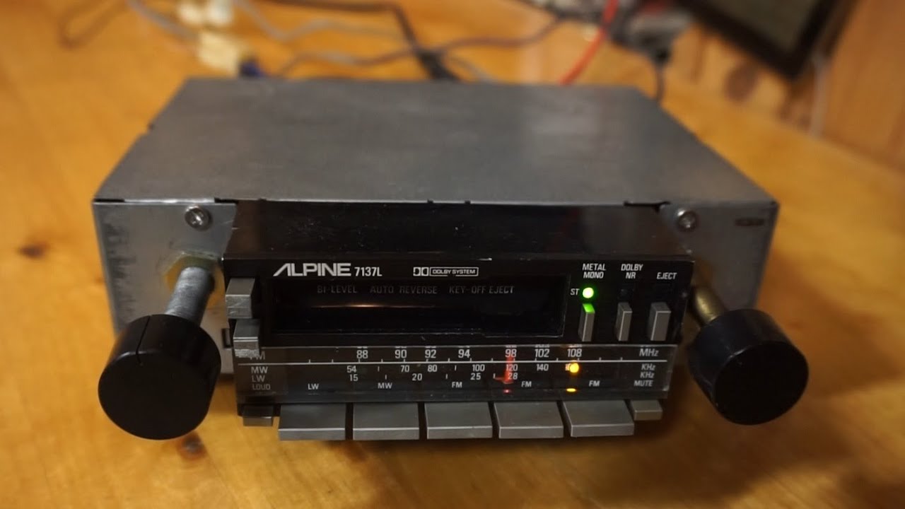 Alpine 7137L vintage old car stereo radio and cassette player from 1981 ...