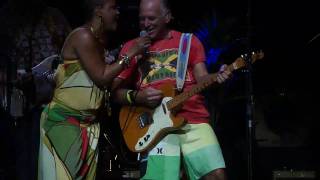 Nadirah Shakoor with Jimmy Buffett - Making Music For Money - Paris - L&#39;Olympia - 24.09.2010