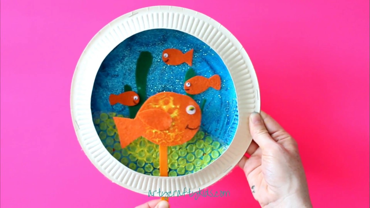 Paper Plate Fish Bowl Craft for Kids - 5 Minutes for Mom