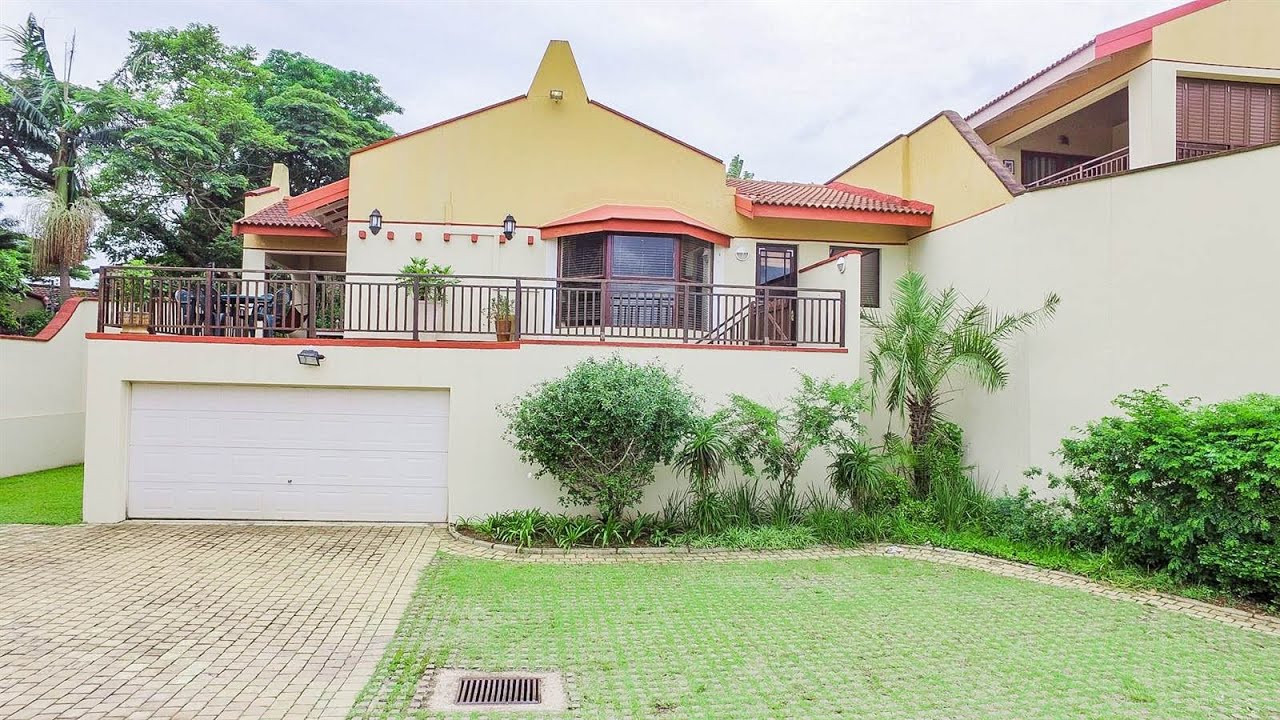 3 Bedroom Townhouse for sale in Kwazulu Natal Durban Durban North