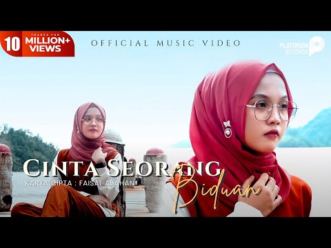 Yollanda - Cinta Seorang Biduan (Official Music Video)