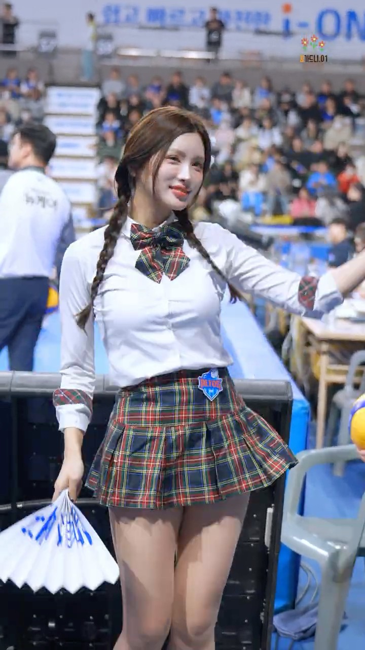 Gucci Challenge Beat 🎵 Kim Jung Won cheers “I-B-K” 💙