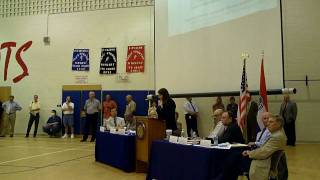 20090806 carnahan townhall 06