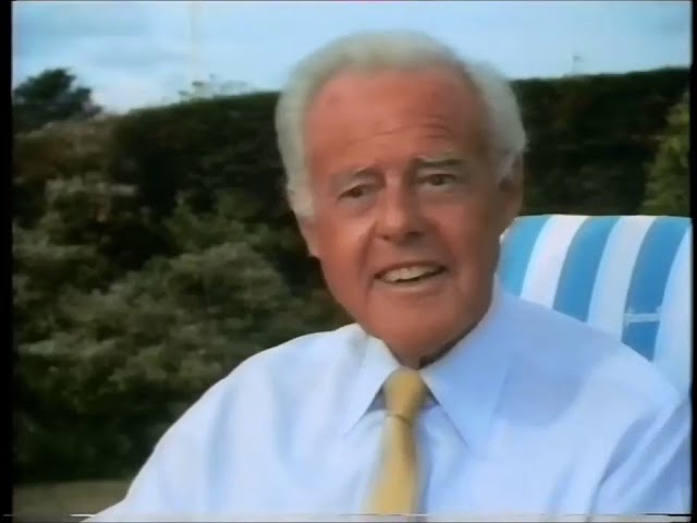 Tourist Aesthetic in Crime Drama