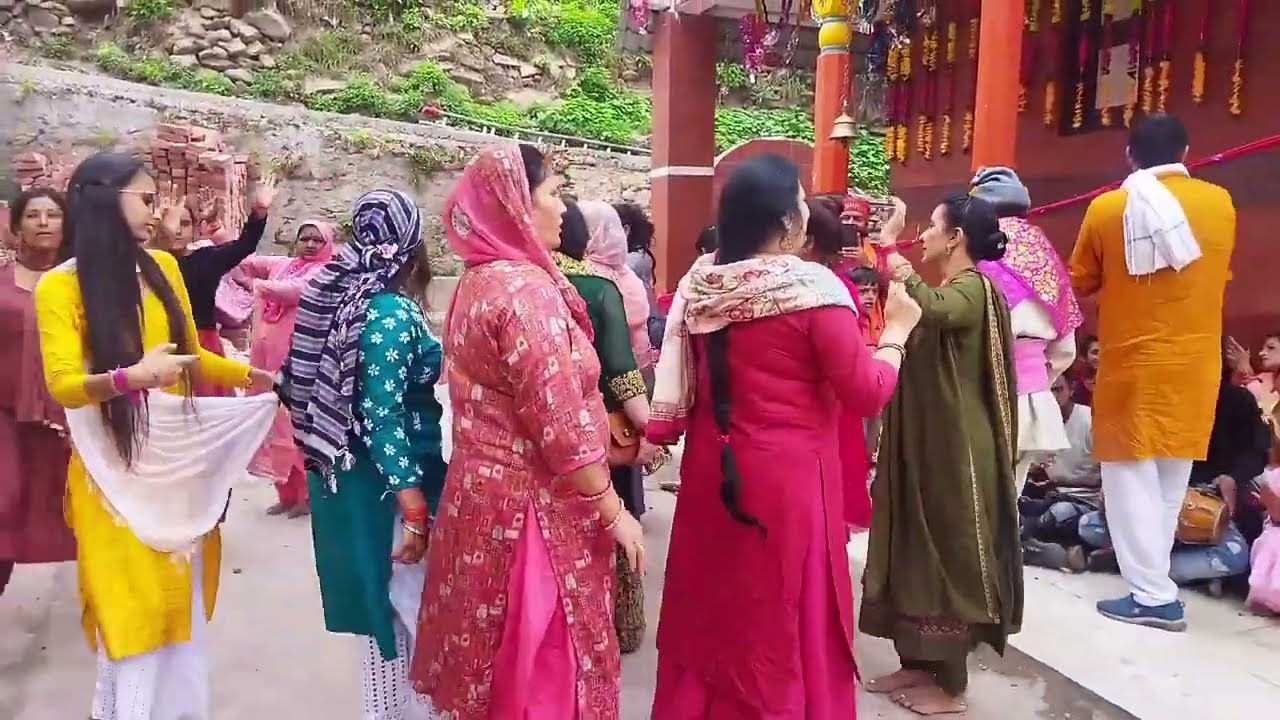 💞KISTWAR PADDER LOCAL FOLK MUSIC WITH DANCE || PADDER MACHIL || CHITOO MATA PADDER || DODA J&K