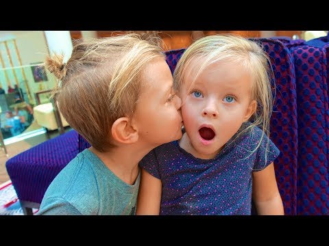 A BOY KISSED ME! 😯 I'M TELLING MOM!
