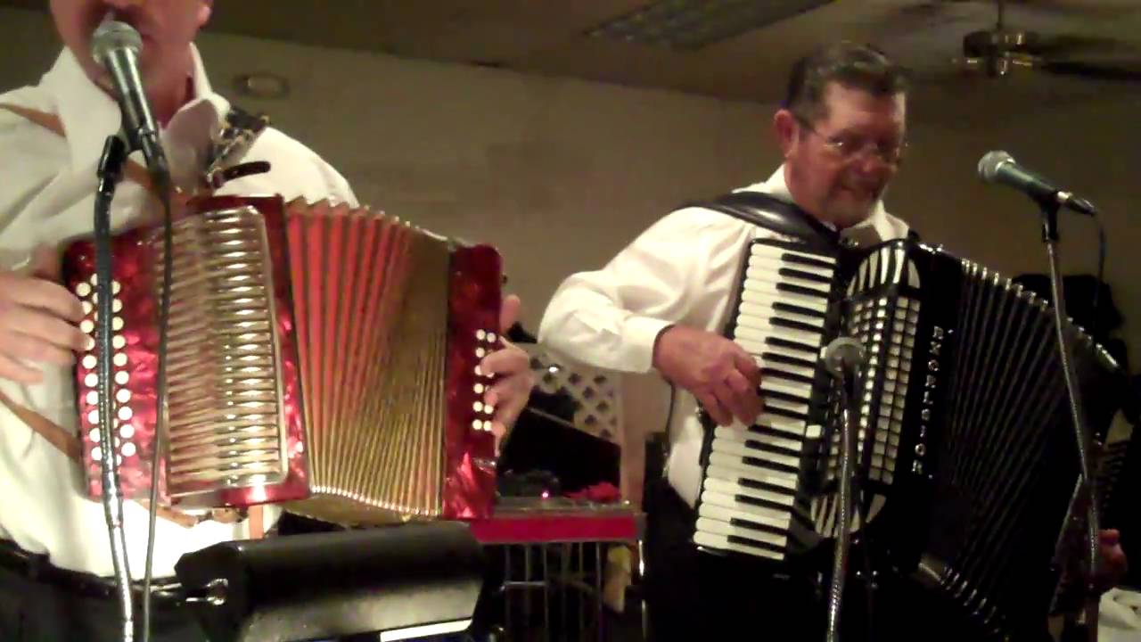 FRITZ HODDE-CRADLE POLKA-ELGIN, TX NOV. 14, 2010