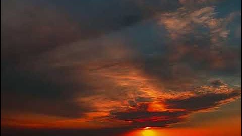 اعلَموا أَنَّ اللَّهَ يُحيِي الأَرضَ بَعدَ مَوتِها قَد بَيَّنّا لَكُمُ الآياتِ لَعَلَّكُم تَعقِلونَ