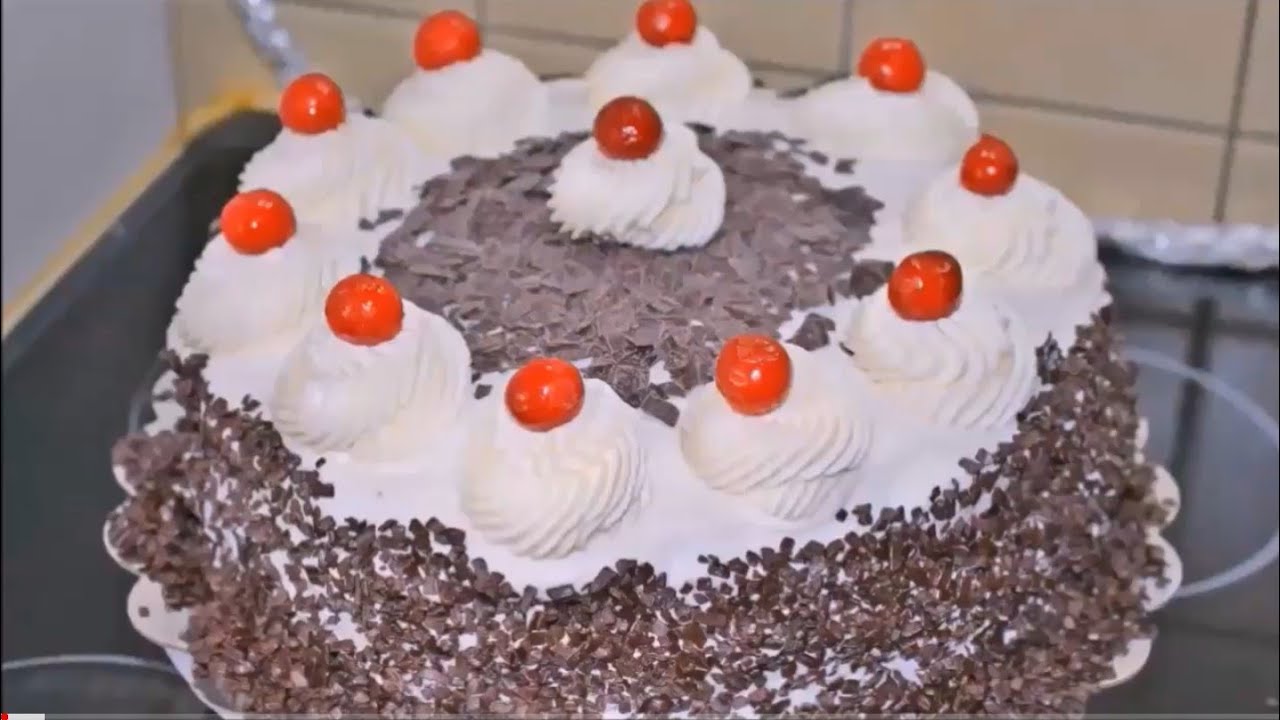 Yaş Pasta Tarifi Meşhur Karaorman Pastasına Bayılacaksınız YouTube