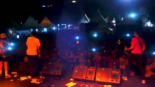 LAST KISS FROM AVELIN - SESAK DALAM GELAP FEAT. TIARA STARLIT AT JAKCLOTH 2014