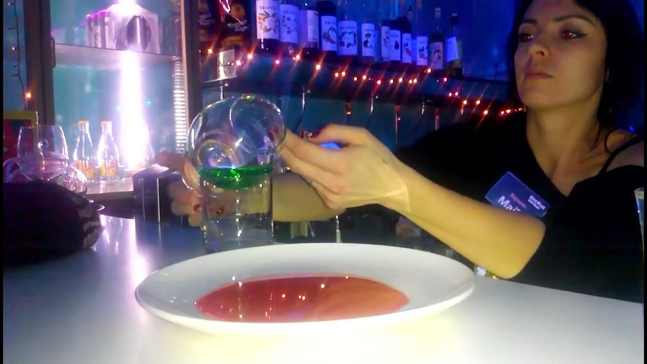 Коктейль переливание. Коктейль эстетика. Италия коктейли. Коктейль переливание. Коктейль переливание.