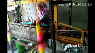 Weaving on Maheshwari handloom