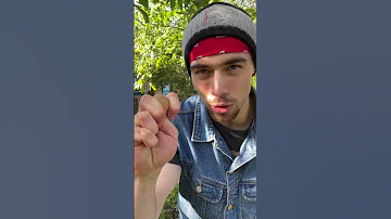 Как расколоть орех в одно движение?!