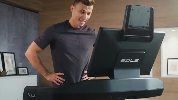SOLE TT8 Treadmill
