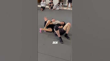 10th Planet Black Belt Fabiana Jorge teaches 100% to crucifix to  guillotine.