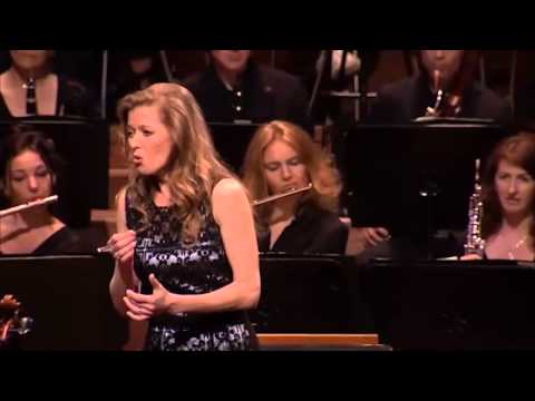 Barbara Hannigan conducts & sings Stravinky’s Aria en cabaletta (The Rake’s Progress)