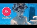 MUSICAL.LY BAJO el AGUA!! **¿¡ES POSIBLE!?** IMITANDO MUSICAL.LYs en la PISCINA!
