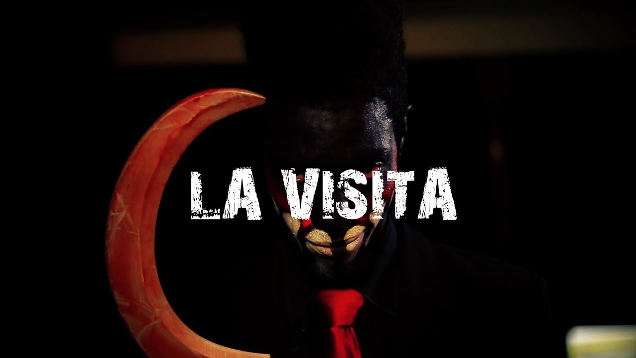 Corto - Cuando la muerte toca a tu puerta #LaVisita - YouTube