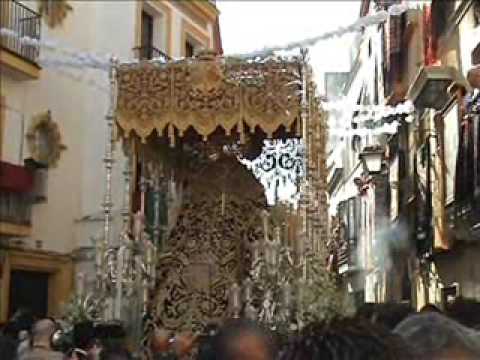 Traslado a la Catedral de la Esperanza de Triana Coronada (Sevilla) (2)