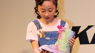 本田望結、キラキラシューズプレゼントに「夢見たいな1日」 スケッチャーズ「ダイヤモンドトゥインクルトーズ」公開記念イベント2