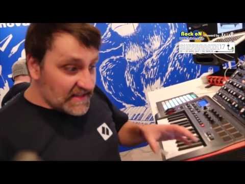 novation circuit monostation in SUPERBOOTH17 by Rock oN