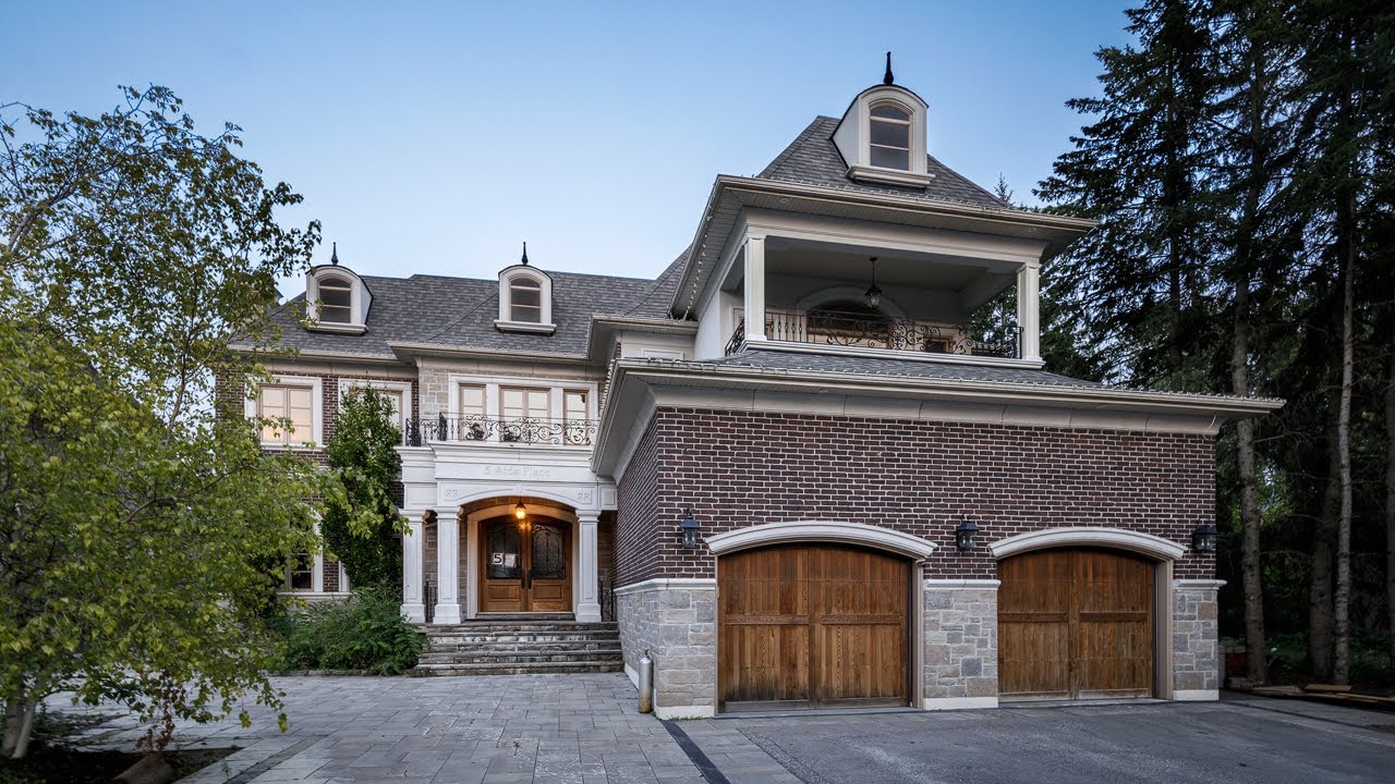 This Abandoned McMansion is Only 8 Years Old!!