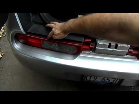 Nissan Cube Tail Light Bulb Replacement