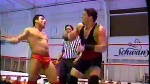 Colt Cabana vs. Little Guido Maritato