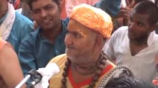 Shree radha rani sarkar k divya parkatya mahotsav 28, 29 june 2014 ko
shri abhishek krishan goswami ji ki dekh rekh mein dham barsana ke nij
ma...