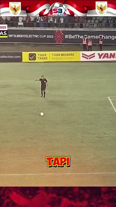 Malaysian goalkeeper's controversial move before penalty kick should be repeated. #IndonesiaNatio...