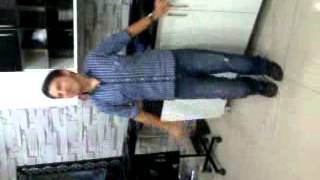 Ay Sen Patlıyosun..