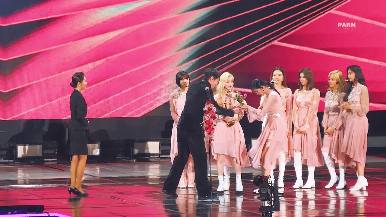 200104 TWICE(트와이스) 본상 수상 Fancam