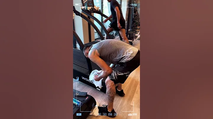 Goggins Trains UFC Fighter