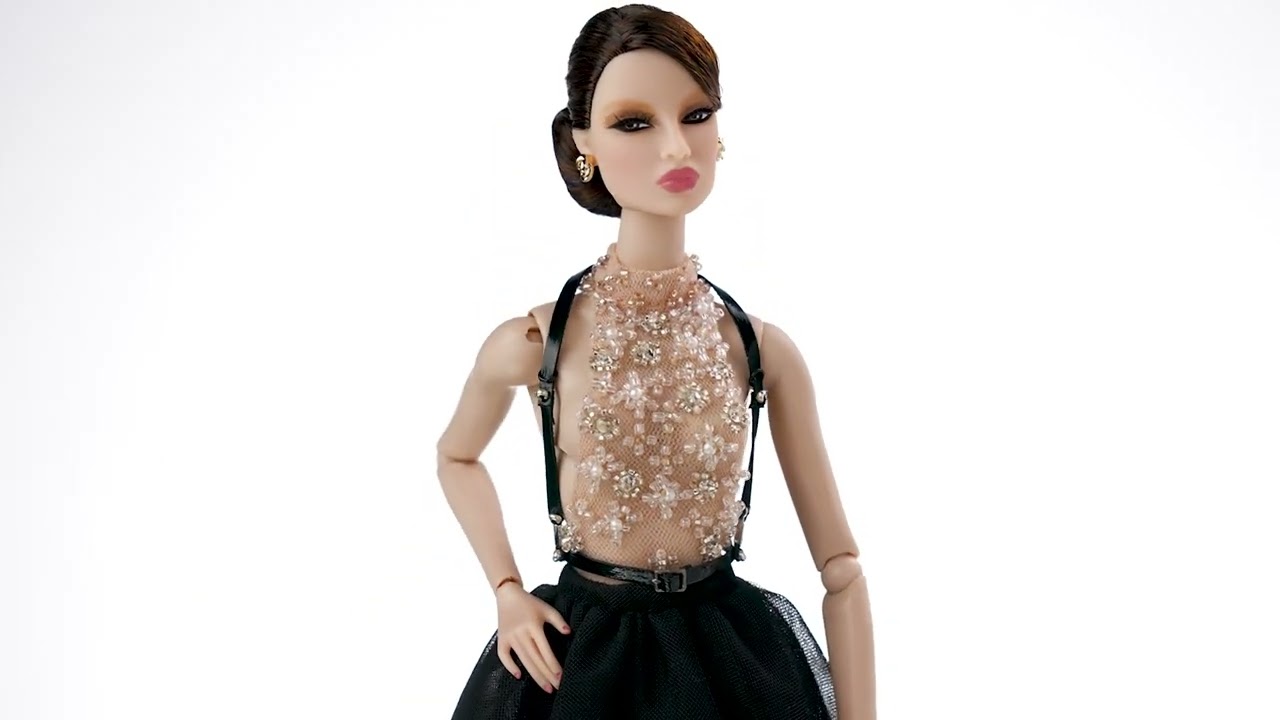 ファッションロイヤリティ アウトフィット Preorder — The Fashion Doll Chronicles — Fashion Doll Chronicles