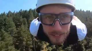 Mit 120 Km/H Am Seil Bergab