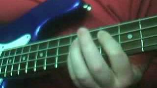 Blink 182 - Carousel bass lesson (intro)