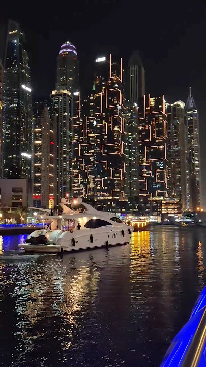 Amazing Dubai Marina 🇦🇪 #dubai #dubaimarina #travel