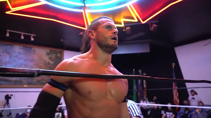 Daniel Makabe vs Alex Shelley