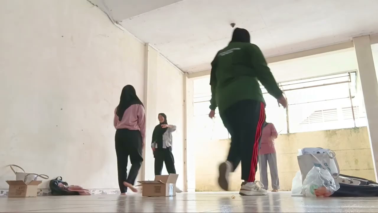 UAS PRAKTIK MENGAJAR 