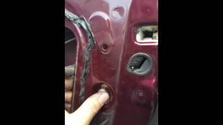 05 scion xb door lock problem